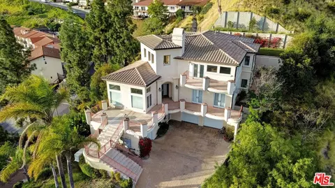 View/Area - 1248 E Tujunga Ave, Burbank, CA 91501 photo 5 of 9