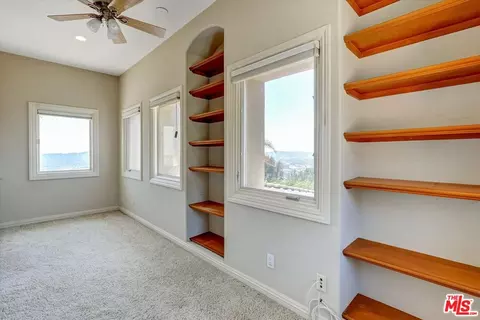 Bedroom - 1248 E Tujunga Ave, Burbank, CA 91501 photo 2 of 7
