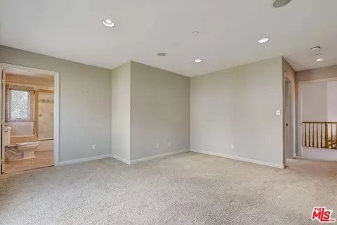 Bedroom - 1248 E Tujunga Ave, Burbank, CA 91501 photo 4 of 7