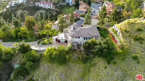 View/Area - 1248 E Tujunga Ave, Burbank, CA 91501 photo 4 of 9