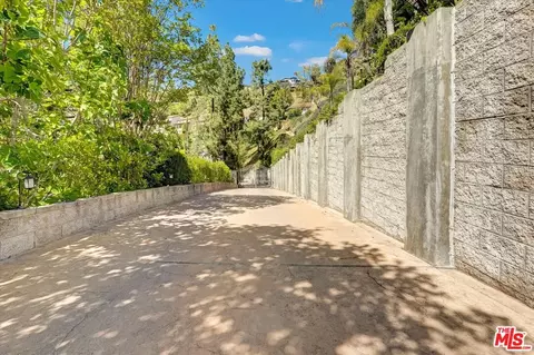 Other - 1248 E Tujunga Ave, Burbank, CA 91501 photo 2 of 17