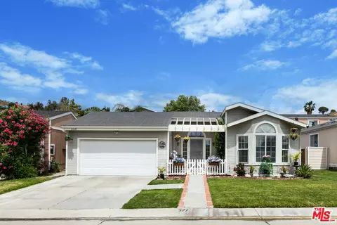 20147 Edgewater Dr #377, Canyon Country, CA 91351