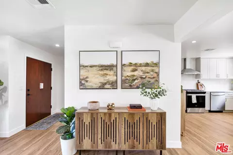 10902 Art St, Shadow Hills, CA 91040 photo 4