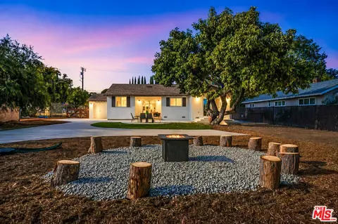 10902 Art St, Shadow Hills, CA 91040 photo 3