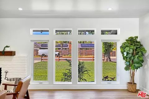 10902 Art St, Shadow Hills, CA 91040 photo 6