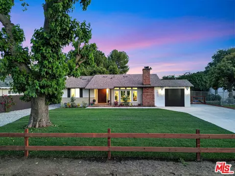 10902 Art St, Shadow Hills, CA 91040 photo 18