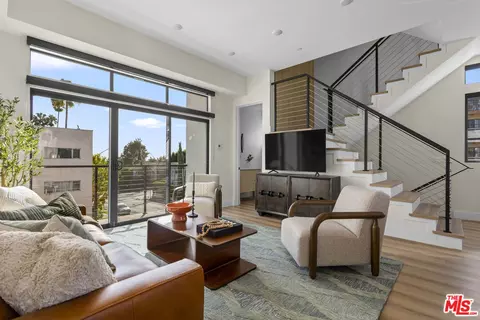 1318 N Vista St, Los Angeles, CA 90046