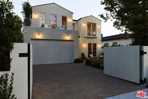 12128 Hesby St, Valley Village, CA 91607