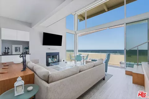 1 Driftwood St #5, Marina Del Rey, CA 90292