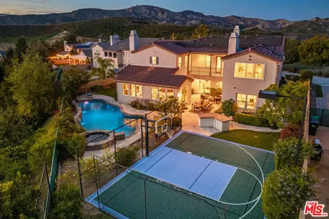 3447 Sentinel Ct, Simi Valley, CA 93065