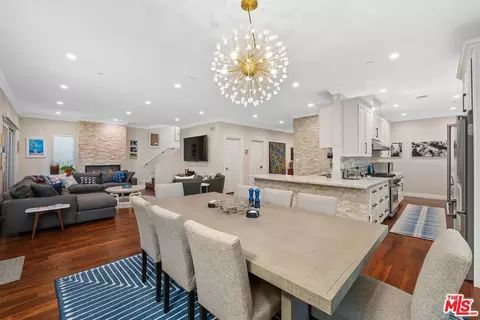 1568 S Point View St, Los Angeles, CA 90035