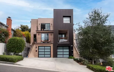 1882 Lucretia Ave, Los Angeles, CA 90026