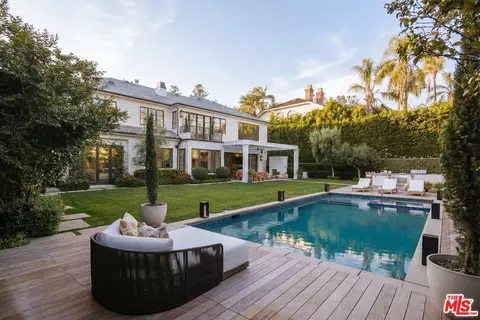 538 Spoleto Dr, Pacific Palisades, CA 90272