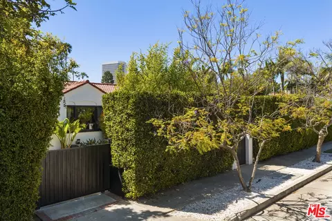 947 S Cloverdale Ave, Los Angeles, CA 90036