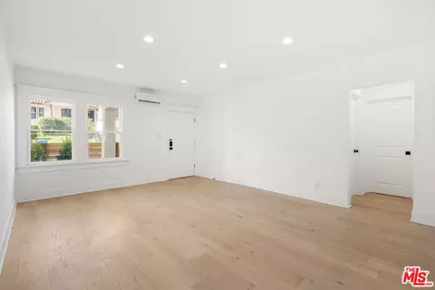 1401 Allison Ave, Los Angeles, CA 90026