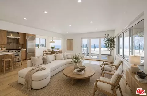 2442 S Coast Hwy #8, Laguna Beach, CA 92651