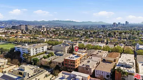 324 S Elm Dr #101, Beverly Hills, CA 90212