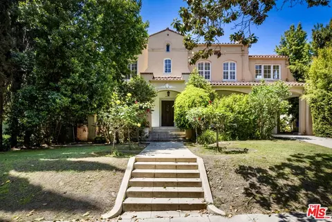 2007 N Hobart Blvd, Los Angeles, CA 90027