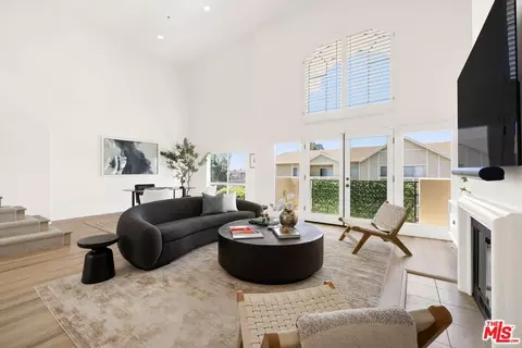 11855 Goshen Ave #PH 303, Los Angeles, CA 90049