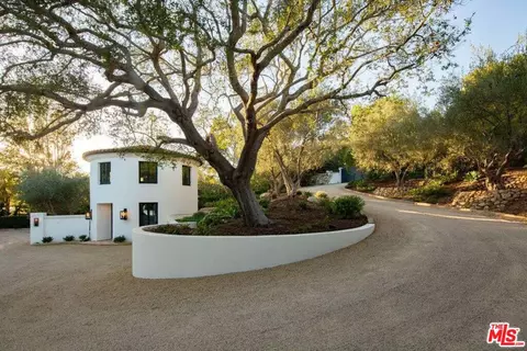 Exterior - 1475 E Mountain Dr, Santa Barbara, CA 93108 photo 8 of 9