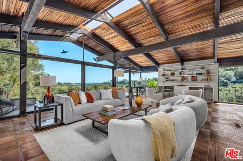 1731 Westridge Rd, Los Angeles, CA 90049