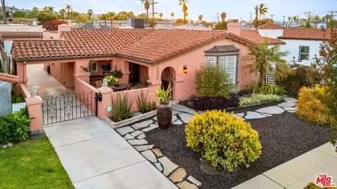 3925 S Norton Ave, Los Angeles, CA 90008