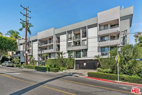 906 N Doheny Dr #311, West Hollywood, CA 90069