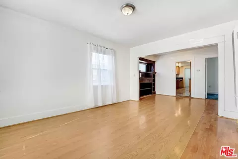 1145 W 89th St, Los Angeles, CA 90044