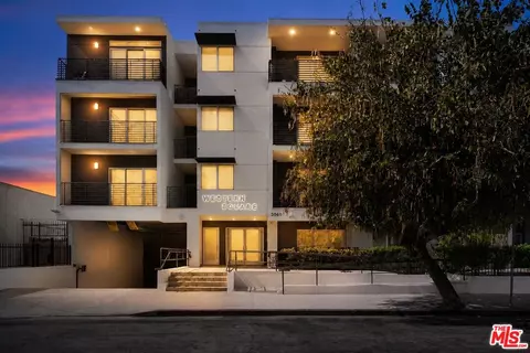 3061 W 12th Pl #308, Los Angeles, CA 90006