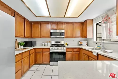 1716 W 146th St #2, Gardena, CA 90247