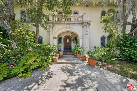 304 S Rimpau Blvd, Los Angeles, CA 90020