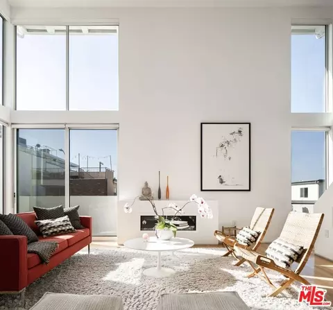 34 S Venice Blvd #2, Venice, CA 90291