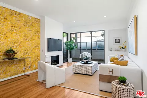 2276 S Beverly Glen Blvd #207, Los Angeles, CA 90064