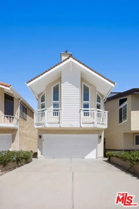 Exterior - 109 Los Robles St, Oxnard, CA 93035 photo 5 of 5