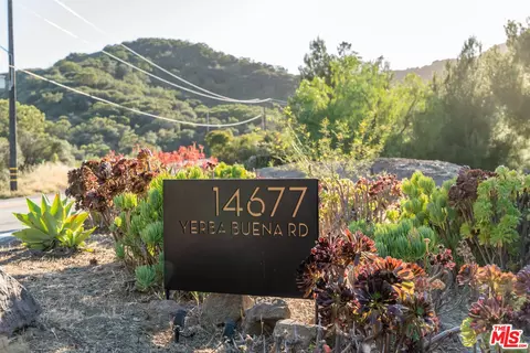 14677 Yerba Buena Rd, Malibu, CA 90265