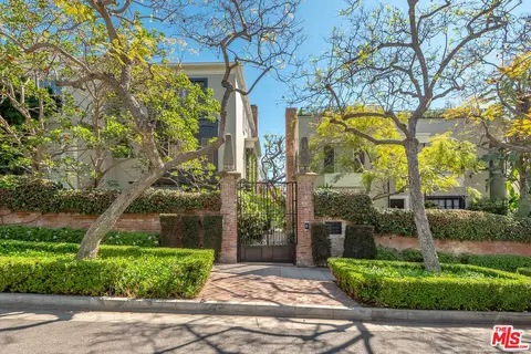 8726 Shoreham Dr #A, West Hollywood, CA 90069