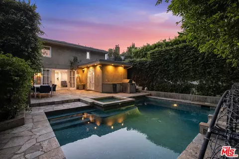 1124 Sierra Alta Way, Los Angeles, CA 90069