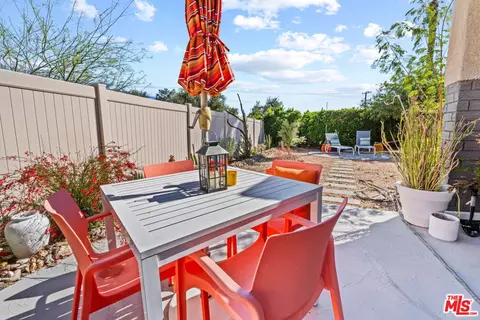 3060 E Sunflower Cir, Palm Springs, CA 92262