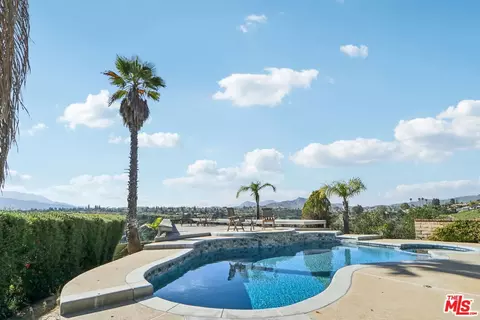 1821 Calle Petaluma, Thousand Oaks, CA 91360