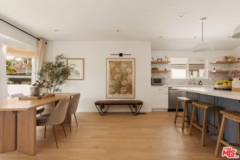 Dining - 6448 Peach Ave, Van Nuys, CA 91406 photo 1 of 2