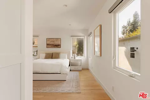 Bedroom - 6448 Peach Ave, Van Nuys, CA 91406 photo 1 of 6