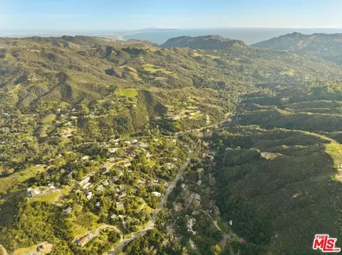 1759 N Topanga Canyon Blvd, Topanga, CA 90290