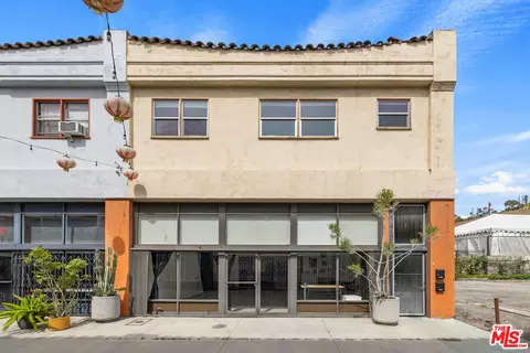 977 Chung King Rd, Los Angeles, CA 90012