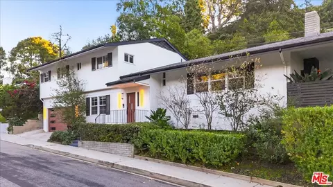 15440 Hamner Dr, Los Angeles, CA 90077