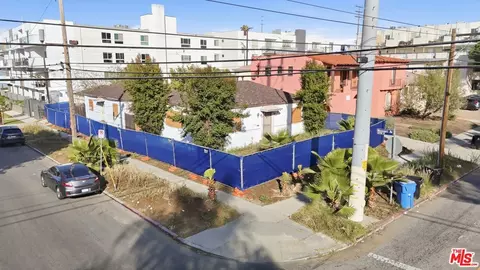 1833 Overland Ave, Los Angeles, CA 90025