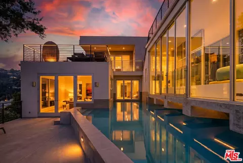 9716 Oak Pass Rd, Beverly Hills, CA 90210
