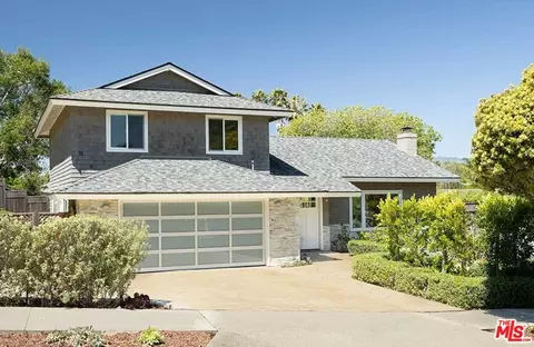 718 Calabria Dr, Santa Barbara, CA 93105