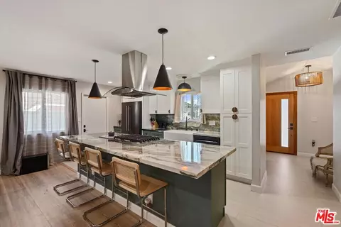 937 E 222nd St, Carson, CA 90745