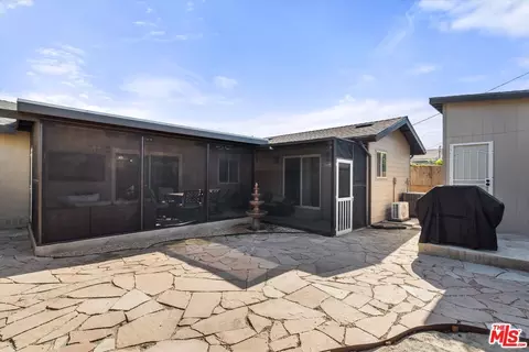 937 E 222nd St, Carson, CA 90745 photo 19