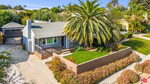 11819 Pacific Ave, Los Angeles, CA 90066